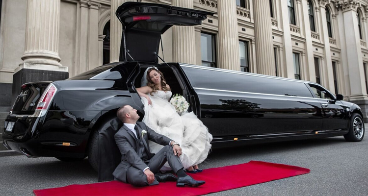 Limo for Weddings: Adding Elegance to Your Special Day